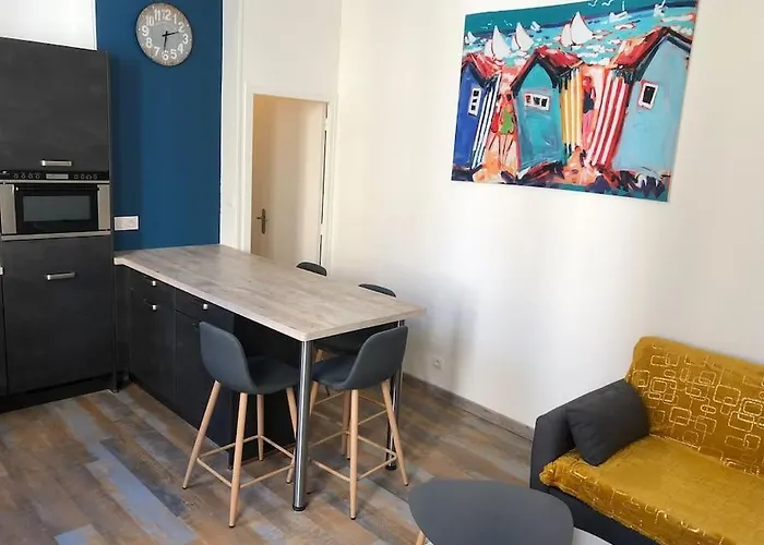 Appartement Vu Maison Pierre Loti